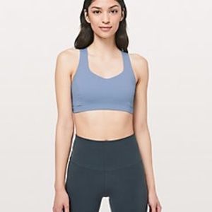 Lululemon Blue Free to be Serena, size 12